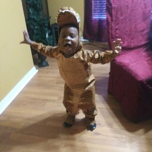 Meet your Posher, Carline